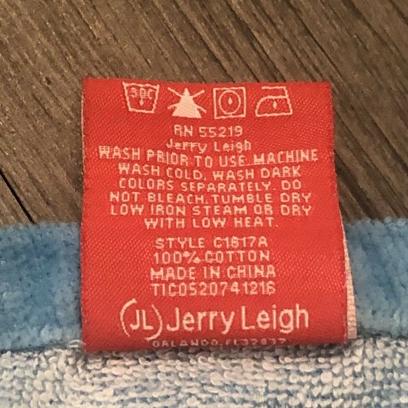 Jerry Leigh Disney Dreams Florida Beach Towel Princess Villian Ursula Pooh Tink - Picture 9 of 12